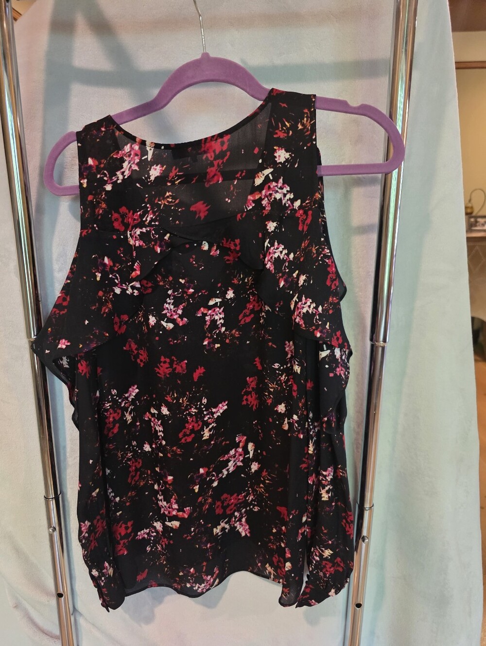 Parker Floral Cold Shoulder Top - Picture 2 of 2